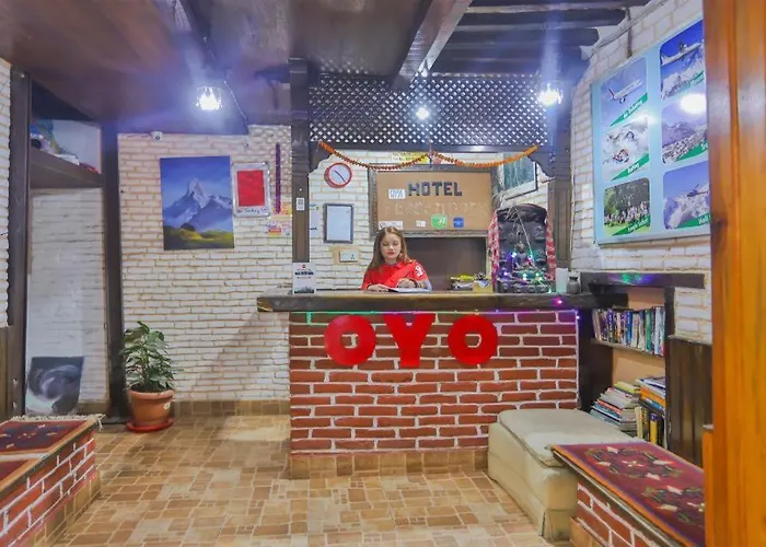 Отель Oyo 742 Thamel And Restaurant Катманду